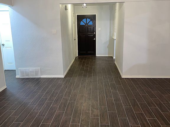 2nd image of 7612 Beckwood Dr