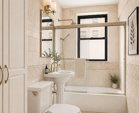 5th image of 60 E 9th St APT 428