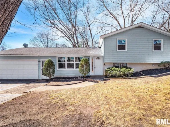 1129 N Leroy St, East Peoria, IL 61611