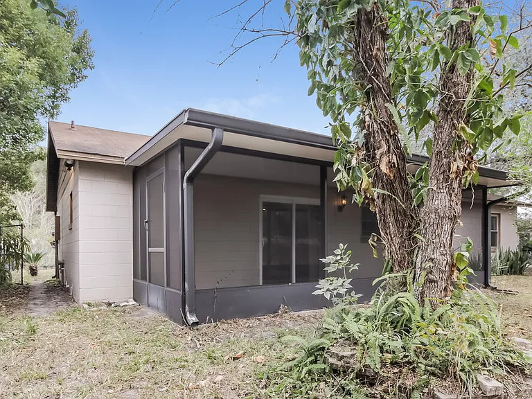 13900 Lena St — Photo 16