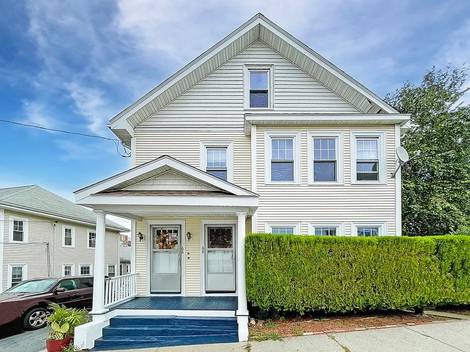 66 Boylston St #2