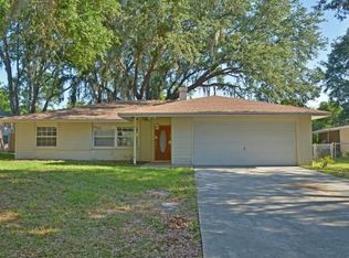 18655 San Rio Cir, Lutz, FL 33549