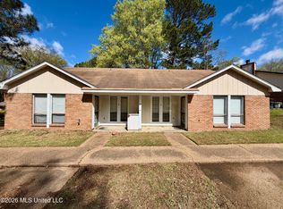 114 Crestwood Cv, Clinton, MS 39056