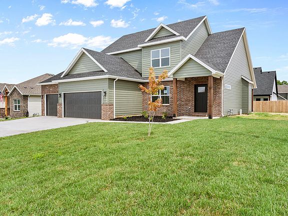 2nd image of 122 E Kelce Lane
