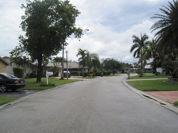 5th image of 10315 NW 39th Mnr