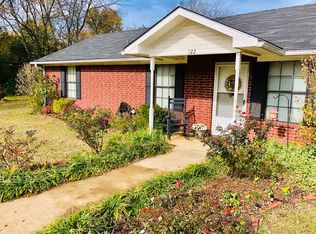 322 W Magnolia Dr, Mount Pleasant, TX 75455