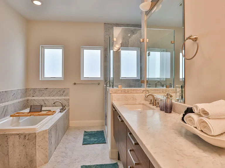 4114 Driscoll St — Photo 29