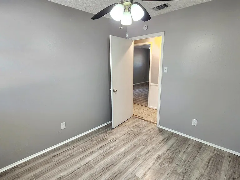 822 Lake View Rdg — Photo 10