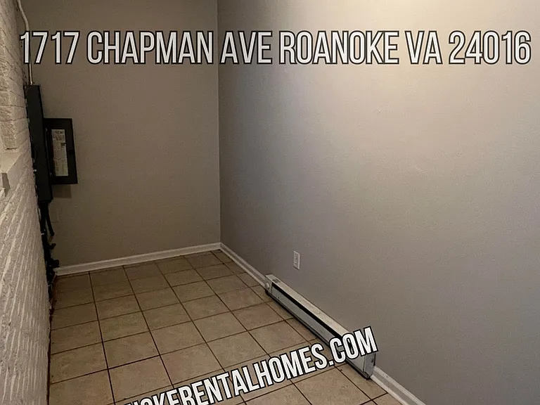 1717-1719 Chapman Ave SW — Photo 6