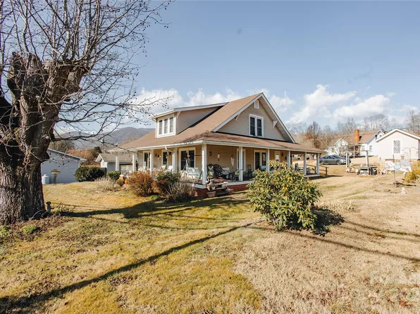 63 Clear Creek Rd, Marion, NC 28752