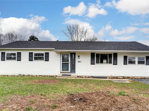 161 S Walnut St, Franklin, OH 45005