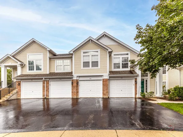 985 Huntington Dr #985, Elk Grove Village, IL 60007