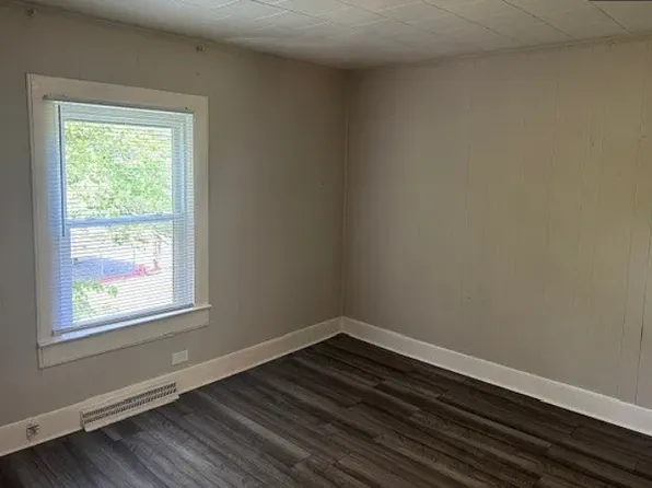 308 Columbia St, Gastonia, NC 28054