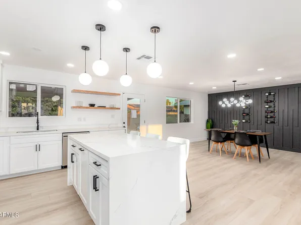 789 N MEADOWS Drive, Chandler, AZ 85224