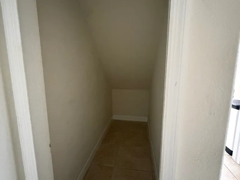 16481 SW 58th Ter — Photo 47