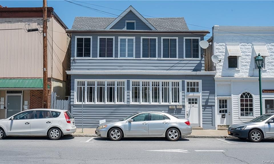 1st image of 10 Scofield St