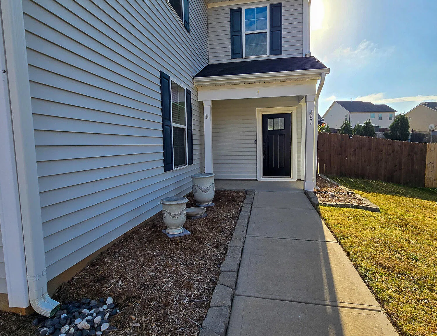 3 bed, 2.5 bath, $2,395 — Photo 2
