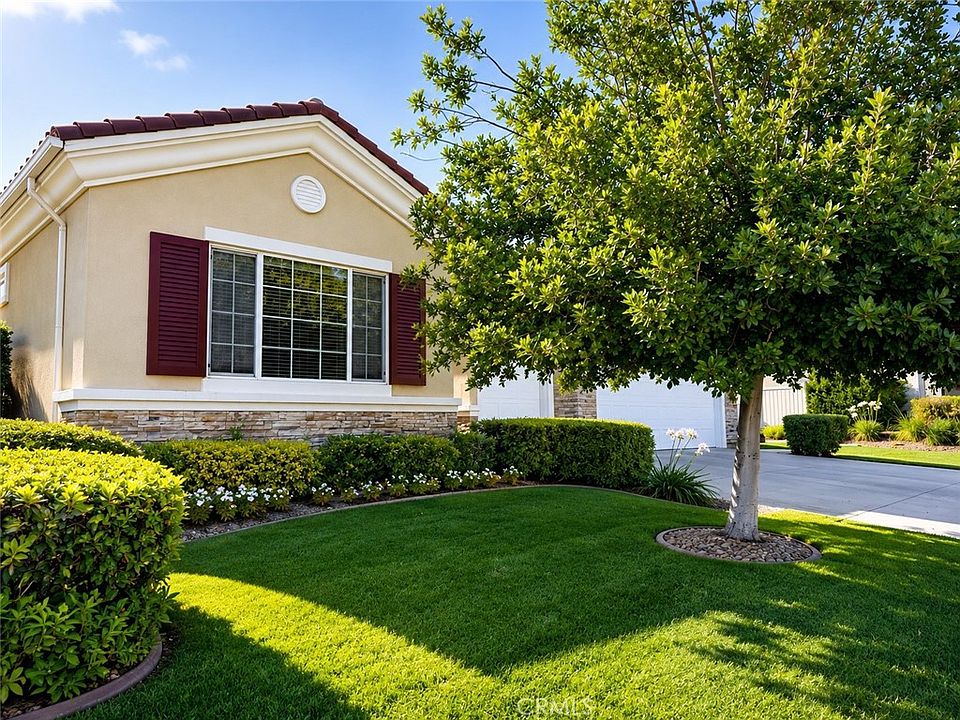 2nd image of 1709 Reyes Ln