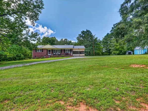 3116 Pilgrim Rd, Chester, SC 29706