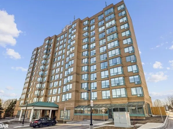 711 Rossland Rd E #604, Whitby, ON L1N 8Z1