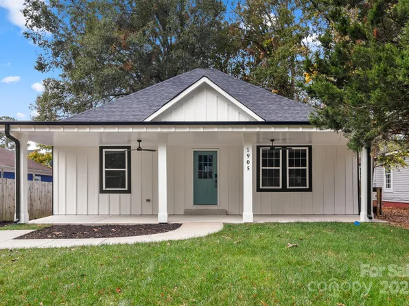 1905 Umstead St, Charlotte, NC 28205