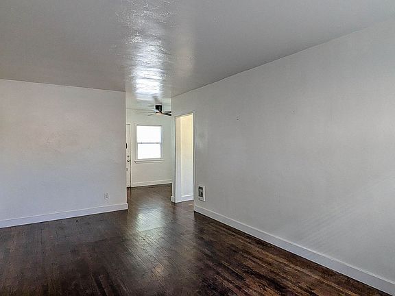 4th image of 4676-4678 Cherokee Ave #A