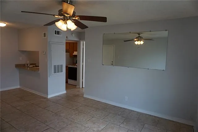 4218 Hessmer Ave #214 — Photo 5