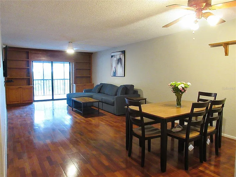 201 W Laurel St #307 — Photo 7