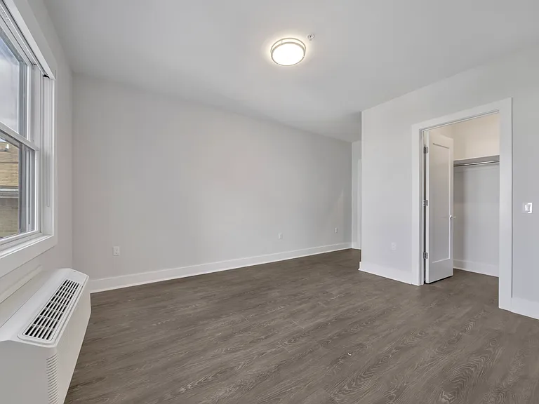 491 Walker St #3C — Photo 11