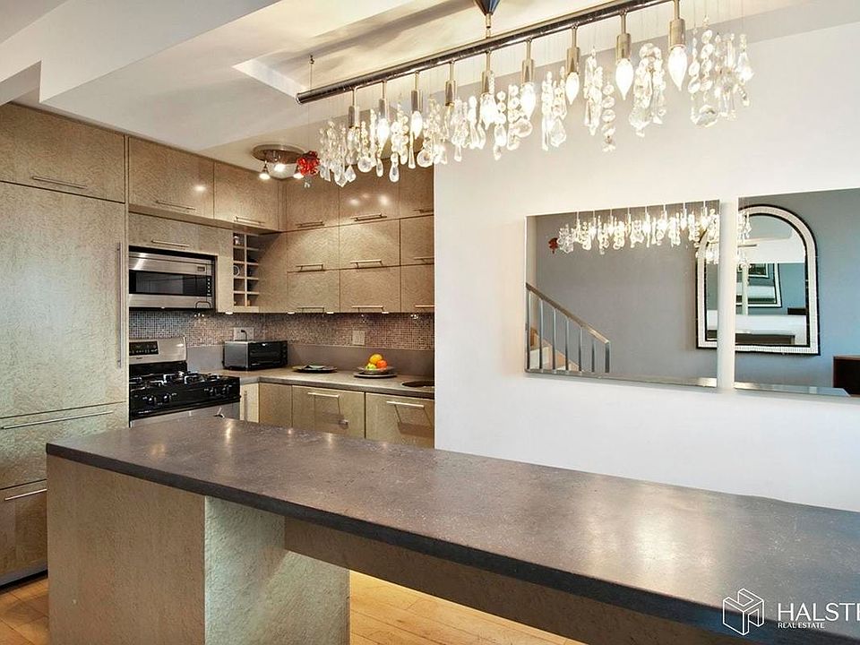 1st image of 2373 Broadway APT 923