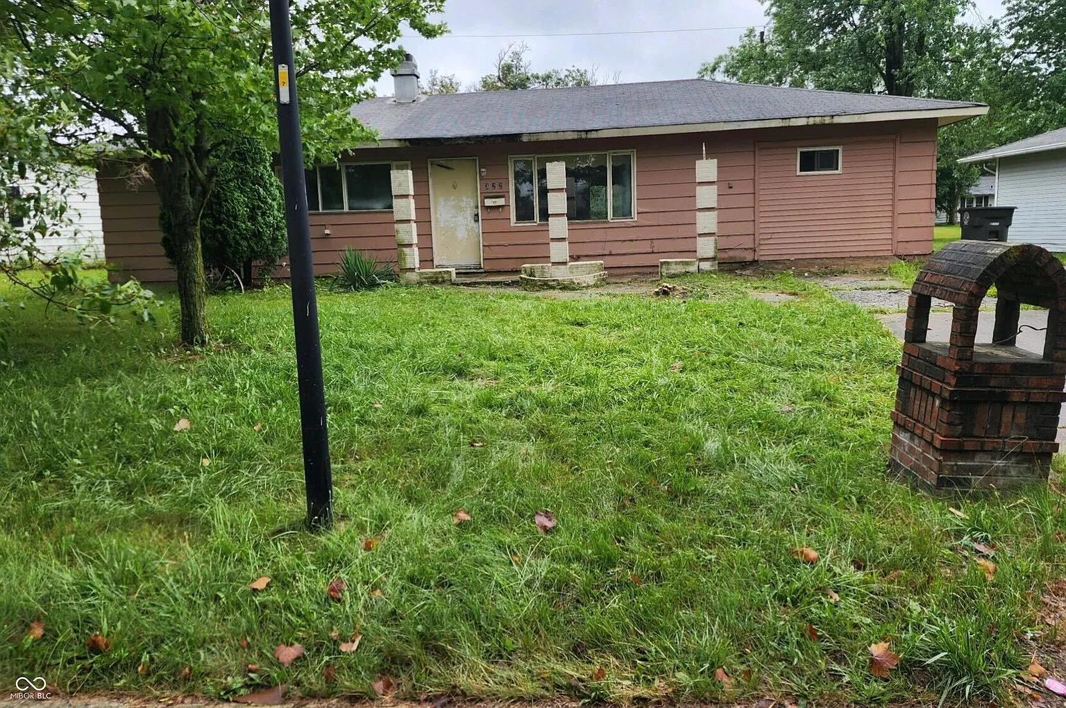 322 Corwin Ln photo 1