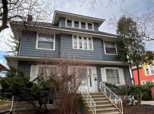 204 W Locust St #3, Dekalb, IL