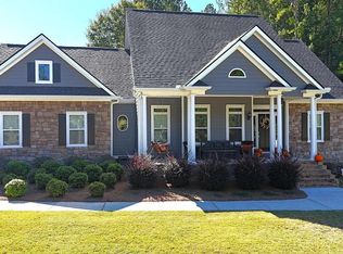 21 Creek Dr, Hull, GA 30646