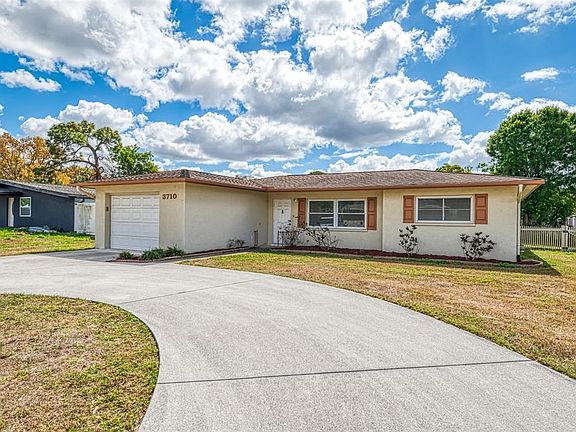 2nd image of 3710 Wilkinson Rd