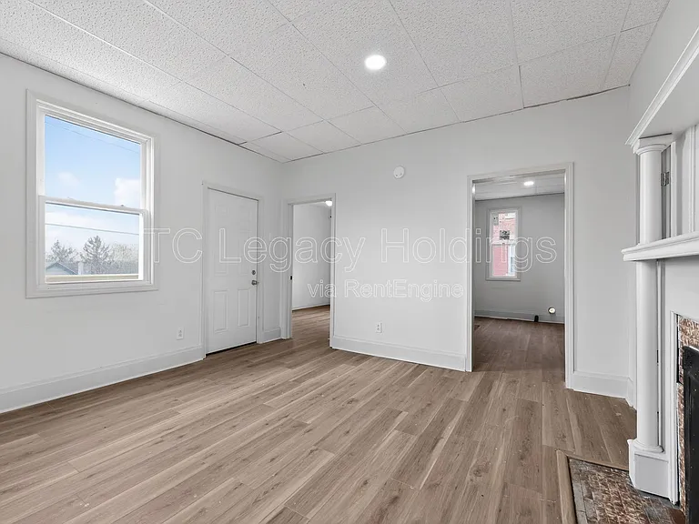 281 View Ave — Photo 9