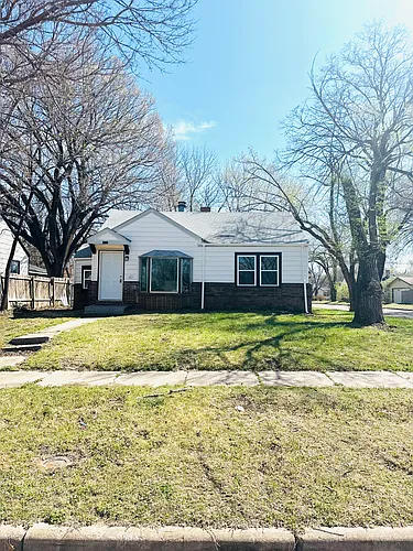 1202 N Terrace Dr Photo 1