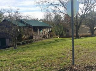 2607 Liberty Hill Dr, Louisville, TN 37777