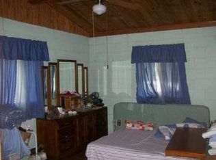 218 Cathole Ln, Reevesville, SC 29471