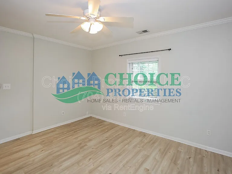 3304 Selwyn Farms Ln — Photo 15