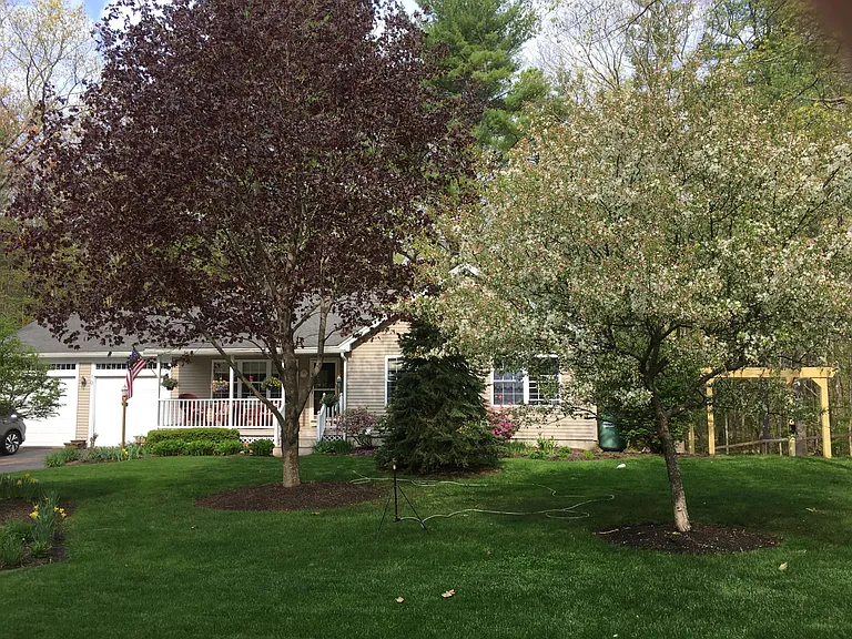 2196 Village Green Dr — Photo 7