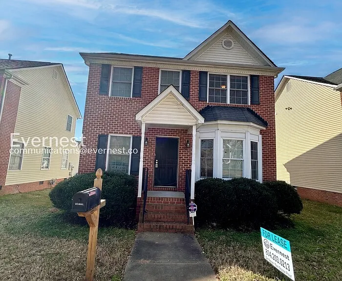1713 Jacquelin St — Photo 1