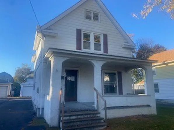 584 Lyon St, Elmira, NY 14904