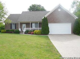 322 Links Dr, Simpsonville, KY 40065