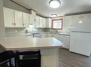 15057 Forest Blvd N TRAILER 34, Hugo, MN 55038
