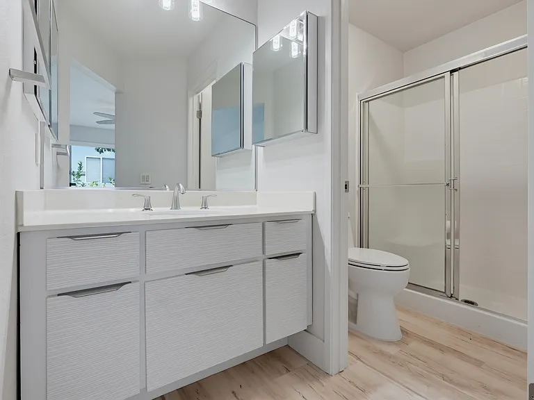 27529 Serena — Photo 33