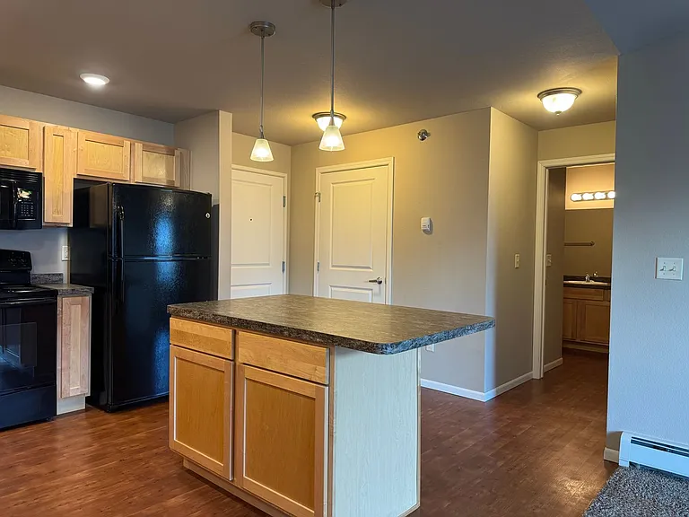 Aspen Trail Apartments — Photo 123
