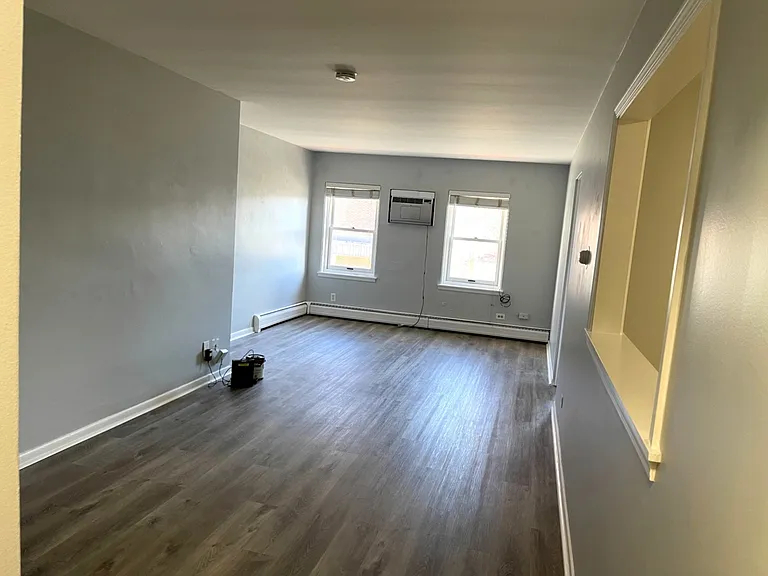 131 Washington St #1 — Photo 5