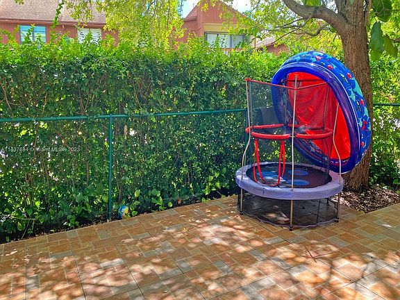 4th image of 6676 SW 115th Ct APT 405