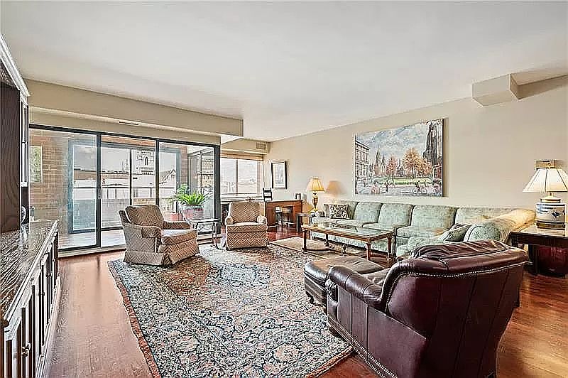 1st image of 307 S Dithridge St APT 903