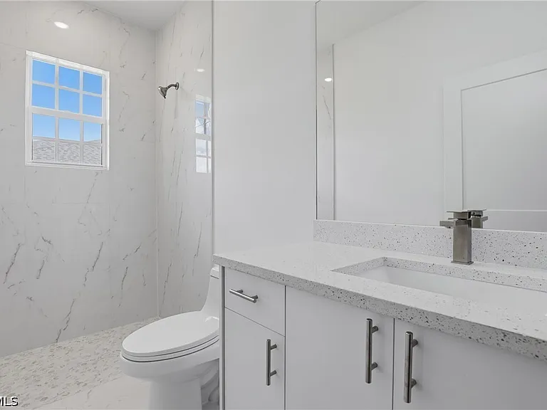 4708 27th St SW — Photo 12